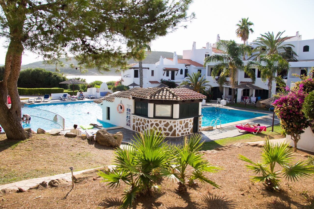 Carema Garden Village Playas De Fornells Esterno foto